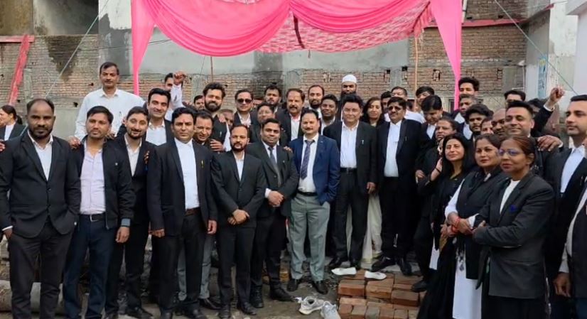 विकासनगर बार एसोसिएशन की नई कार्यकारिणी ने ली शपथ