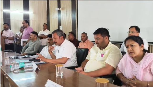 डोईवाला ब्लॉक में विकास को लेकर अहम बैठक, जनसमस्याओं के समाधान पर जोर