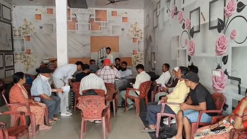 खटीमा में विधायक भुवन कापड़ी का सरकार पर हमला, गेहूं खरीद नीति पर उठाए सवाल