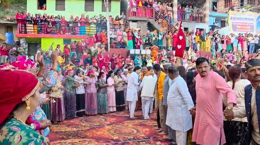 चकराता में आस्था का महासंगम, 39 साल बाद कचटा मंदिर पहुंचेंगे चालदा महासू महाराज