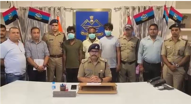 रुद्रपुर में 558 किलो गांजा बरामद, तीन तस्कर गिरफ्तार