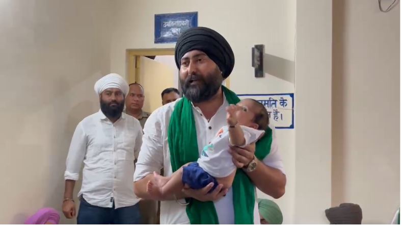 जमीन विवाद में घिरे विधायक, पुत्र पर धोखाधड़ी के आरोप; 40 दिन की बच्ची के साथ किसानों का अनोखा प्रदर्शन