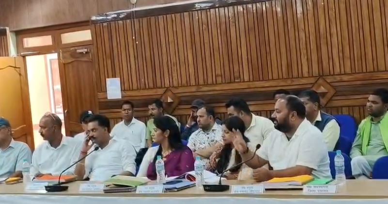 चंपावत में जिला योजना बैठक सम्पन्न, 76.91 करोड़ की योजनाओं को मिली मंजूरी