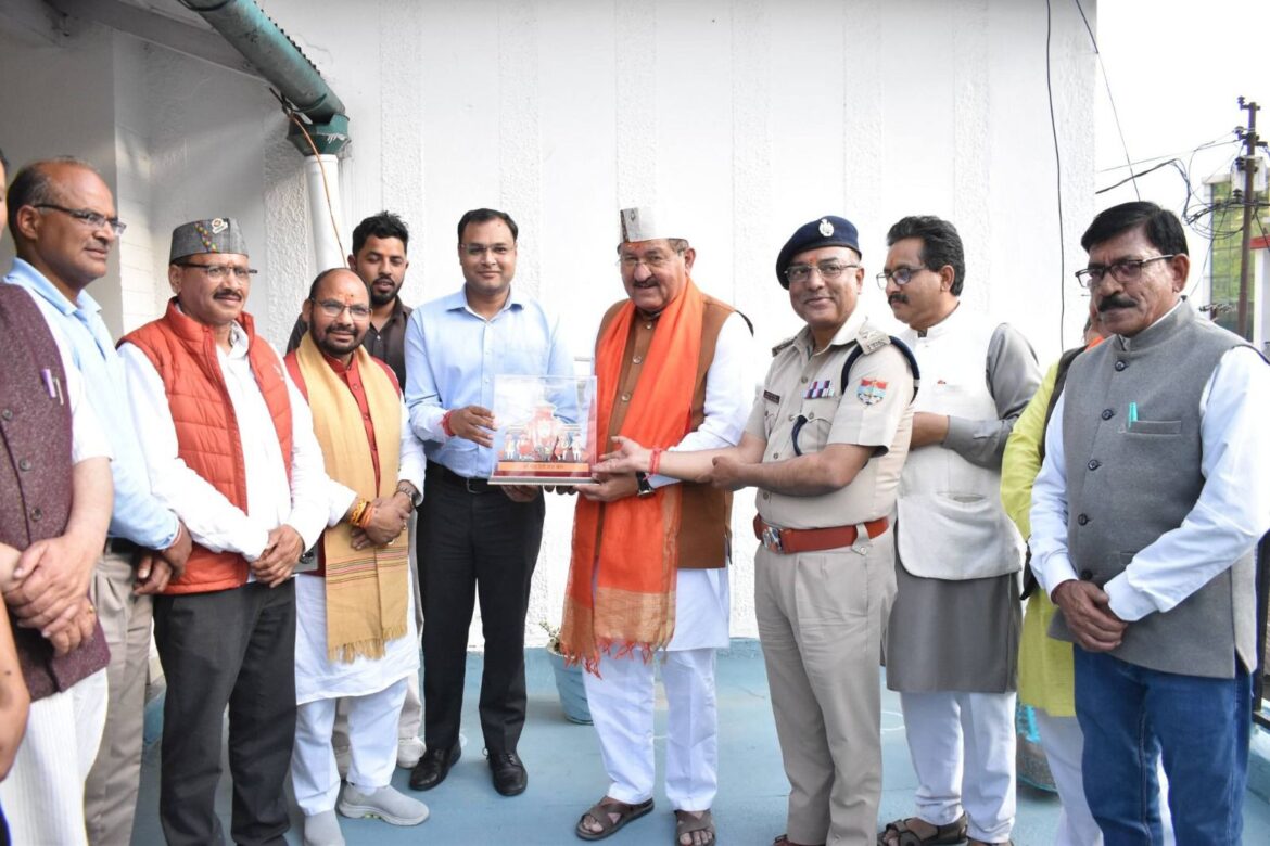 चारधाम यात्रा–2026 की तैयारियां तेज, बद्रीनाथ धाम में व्यवस्थाओं का स्थलीय निरीक्षण