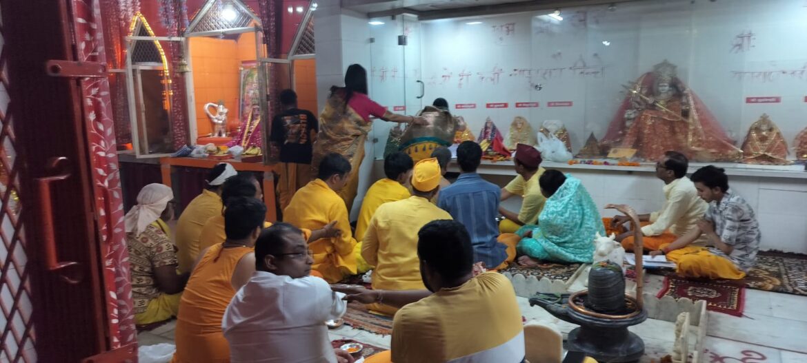 मां बगलामुखी जयंती पर रूपनगर के त्रिपुरेश्वरी बालाजी मंदिर में भव्य आयोजन, श्रद्धालुओं की उमड़ी भीड़