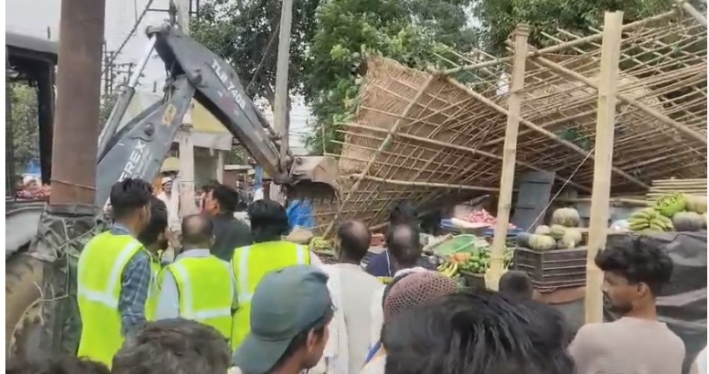 लंढौरा-रुड़की मार्ग पर अतिक्रमण के खिलाफ बड़ी कार्रवाई, 40 दुकानदारों के चालान