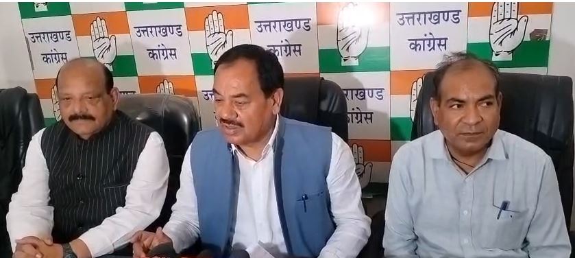कांग्रेस ने मजदूरों के मुद्दों पर सरकार को घेरा, न्यूनतम वेतन बढ़ाने की मांग