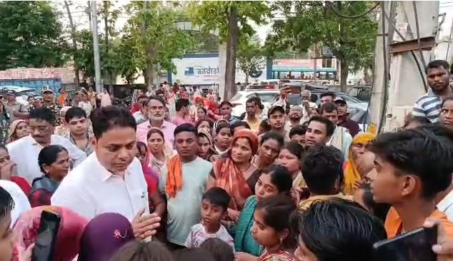 खटीमा में हत्या के बाद तनाव, अवैध अतिक्रमण पर प्रशासन की बड़ी कार्रवाई