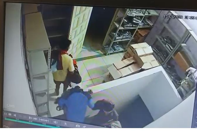 रुद्रपुर में चार ब्रांडेड शोरूमों में बड़ी चोरी, लाखों की नकदी लेकर फरार हुए चोर