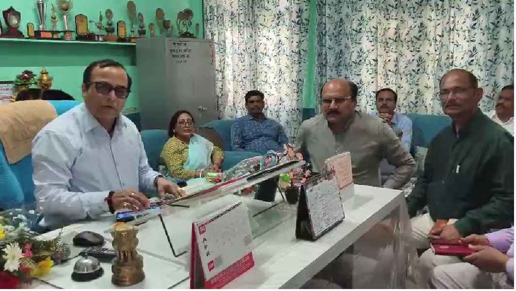निजी स्कूलों की मनमानी पर शिक्षा विभाग सख्त, फीस और किताबों को लेकर जारी की चेतावनी