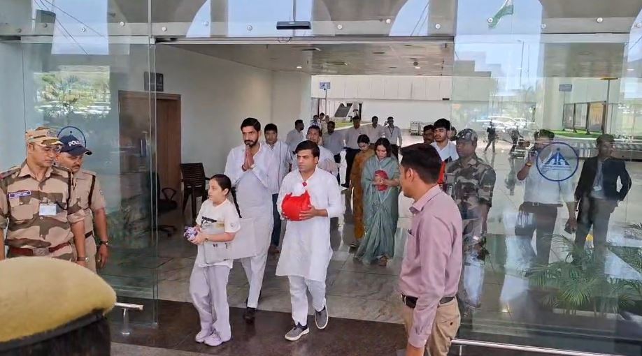 पूर्व मुख्यमंत्री अखिलेश यादव के भाई प्रतीक यादव की अस्थियां हरिद्वार लायी गईं, गंगा में होगा विसर्जन