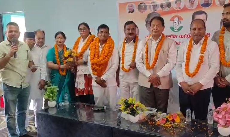 कालाढूंगी में कांग्रेस का शक्ति प्रदर्शन, संतोष पाण्डेय बने ब्लॉक अध्यक्ष