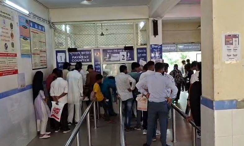 रुड़की में भीषण गर्मी से हालात बिगड़े, अस्पतालों में बढ़े मरीज, डॉक्टरों ने दी सतर्क रहने की सलाह