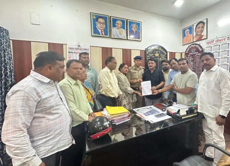 हल्द्वानी के राजपुरा में नशा, सट्टा और जुआ के खिलाफ लोगों का आक्रोश, पुलिस को सौंपा ज्ञापन