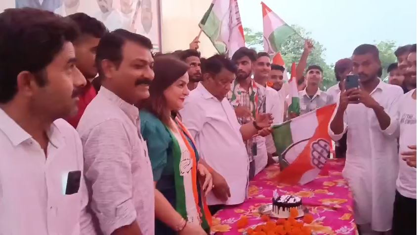 सितारगंज में कांग्रेस कार्यकर्ताओं ने मनाया राहुल गांधी का जन्मदिन, यूथ कांग्रेस कमेटी का हुआ विस्तार