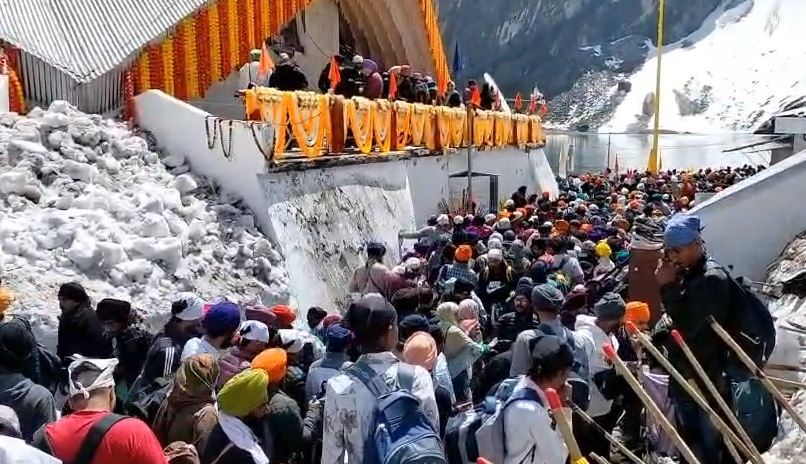 कर्णप्रयाग विवाद के बाद हेमकुंड साहिब ट्रस्ट की अपील, श्रद्धालु शांति और अनुशासन बनाए रखें
