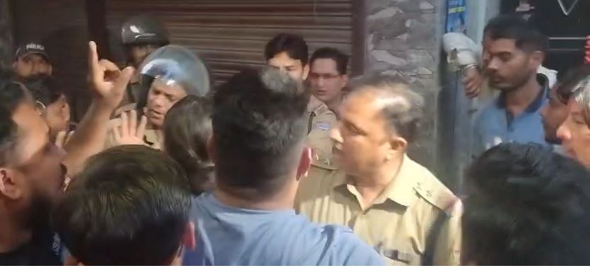देहरादून में नाबालिग से जुड़ी दुष्कर्म घटना, पुलिस जांच में जुटी, इलाके में तनाव