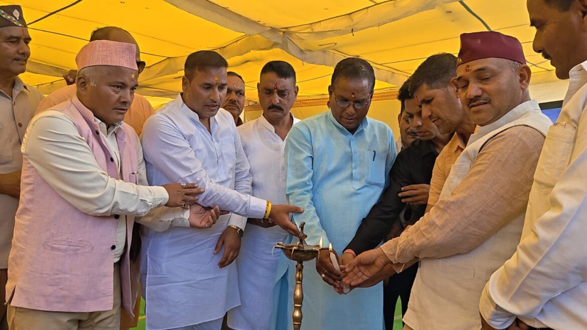अल्मोड़ा में सेवा पखवाड़े का शुभारंभ, 971 लोगों ने उठाया जनकल्याणकारी योजनाओं का लाभ