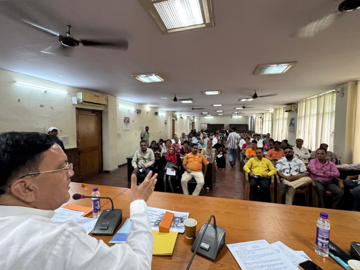 हल्द्वानी-काठगोदाम नगर निगम बोर्ड बैठक में 15 प्रस्ताव पारित, डिजिटल यूजर चार्ज ऐप का शुभारंभ