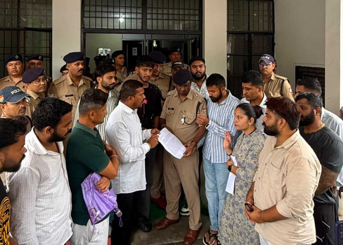 रामलीला मैदान के कथित “शुद्धिकरण” और फर्जी एआई वीडियो मामले में कार्रवाई की मांगब्यू
