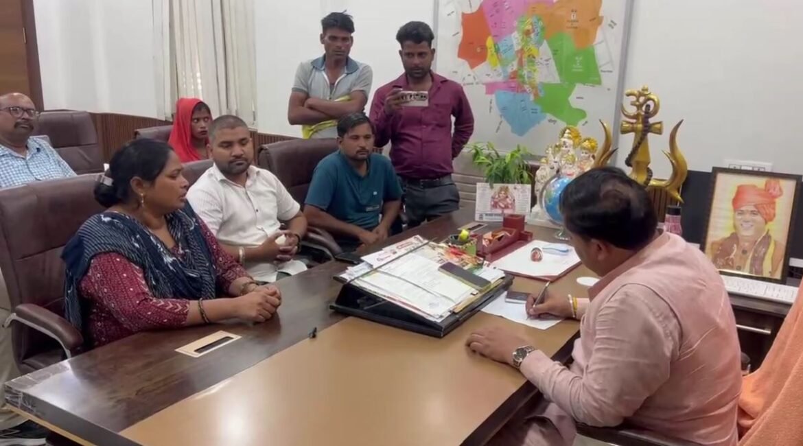 किच्छा में 18 वर्षीय युवती लापता, परिजनों ने युवक पर लगाया बहला-फुसलाकर ले जाने का आरोप