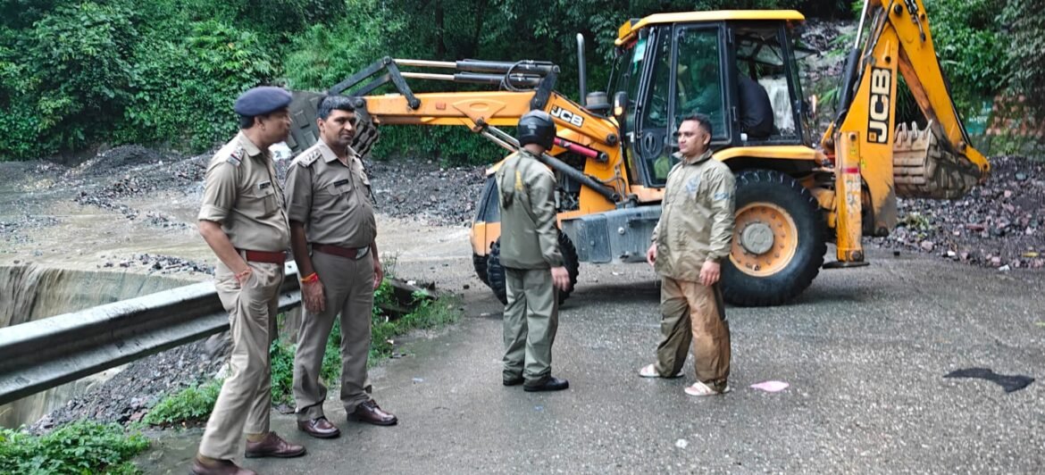 नैनीताल में ऑरेंज अलर्ट, भारी बारिश को लेकर पुलिस-प्रशासन अलर्ट