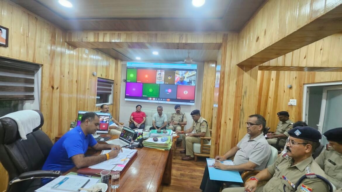 मुख्यमंत्री के नैनीताल दौरे को लेकर पुलिस अलर्ट, एसएसपी ने सुरक्षा तैयारियों की समीक्षा की