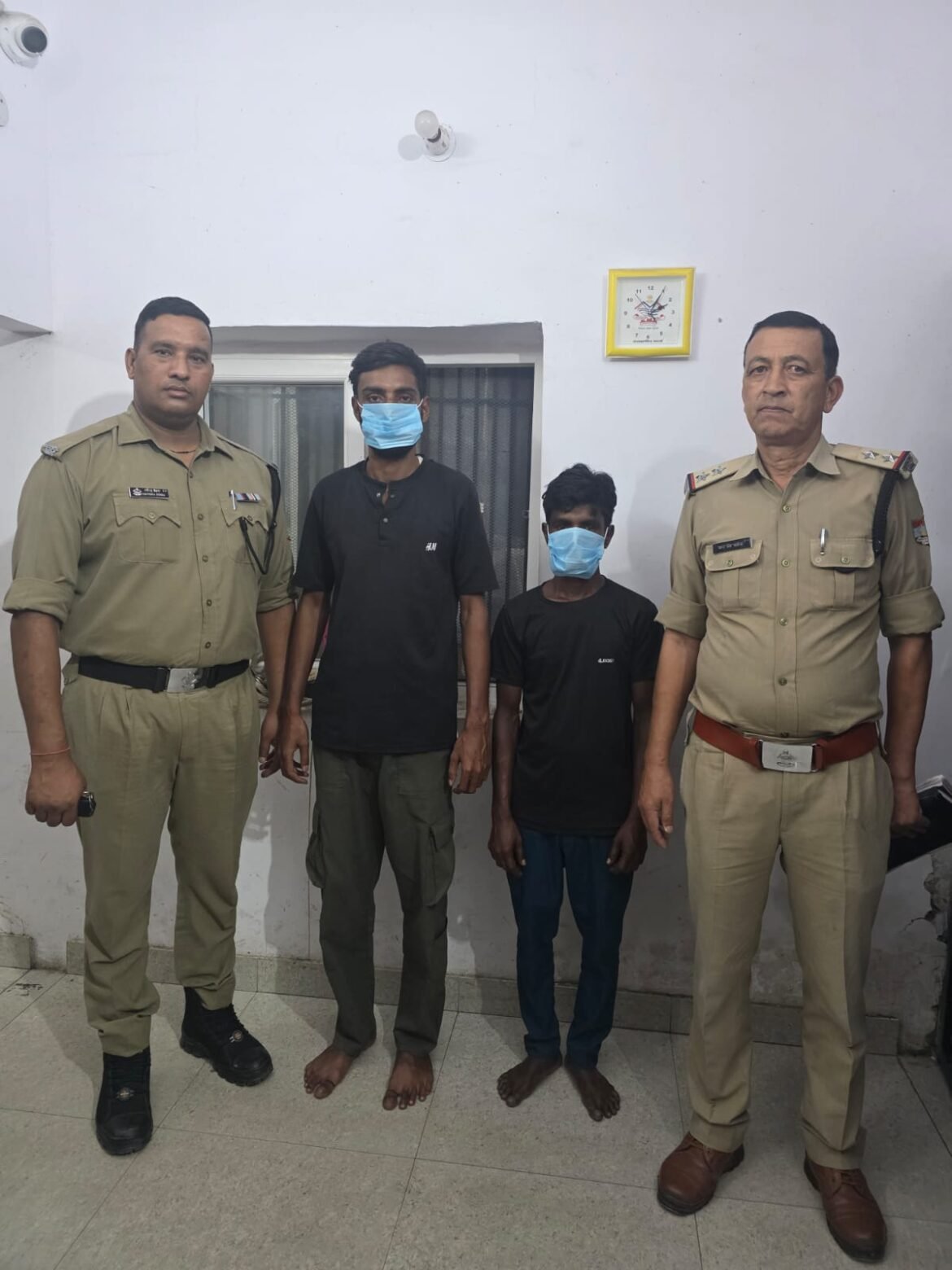 नैनीताल पुलिस ने दो वारंटी दबोचे, कोर्ट में किया पेश