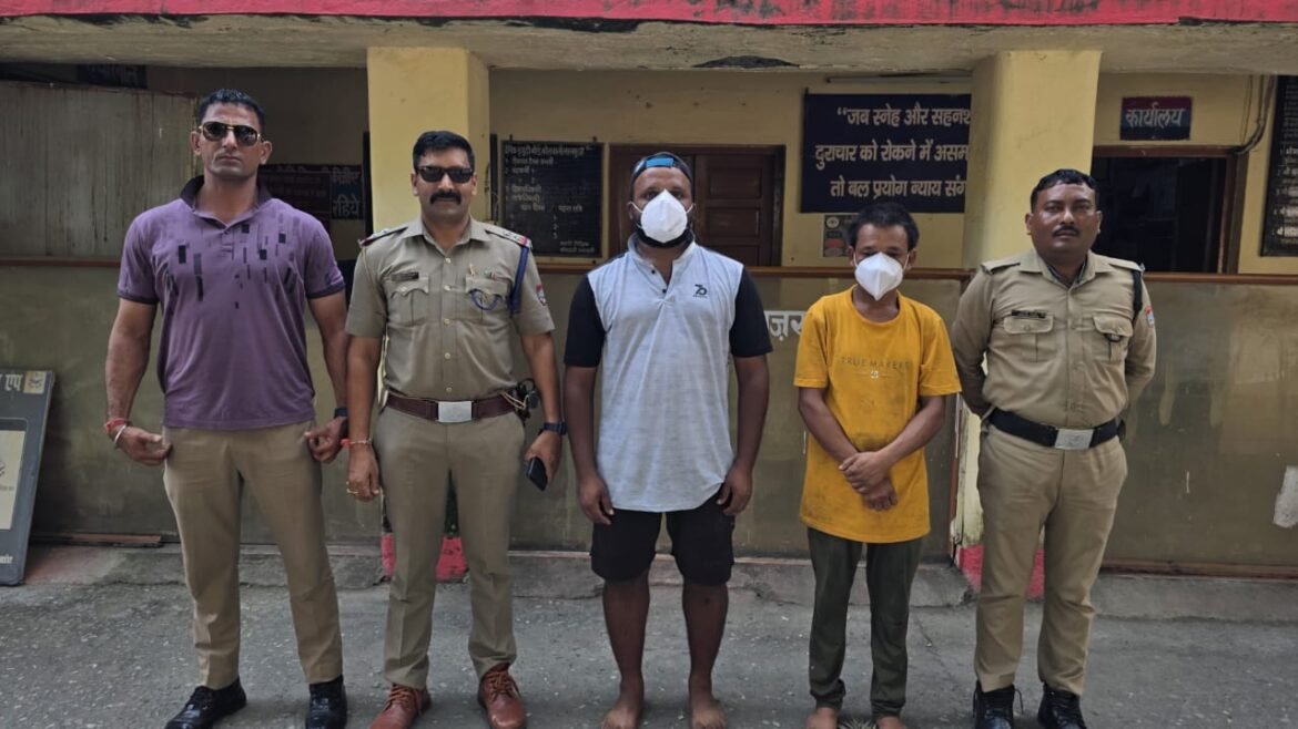 ऑपरेशन प्रहार के तहत लालकुआँ पुलिस ने दो वारंटी दबोचे