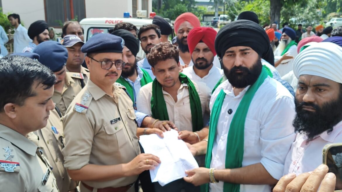 इक ओंकार ग्लोबल एकेडमी का फीस विवाद गरमाया, छात्र संघ और किसान यूनियन ने खोला मोर्चा