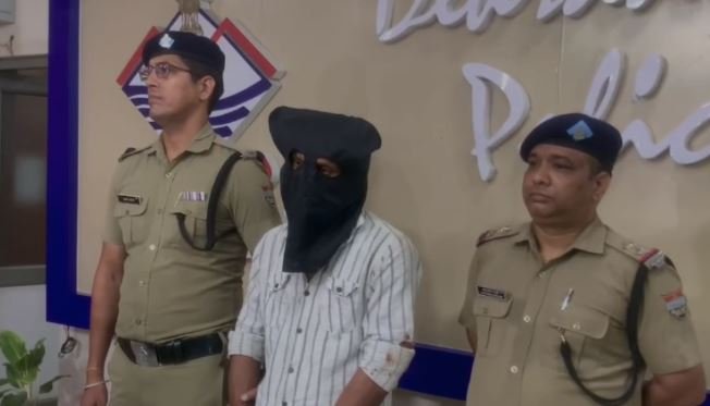 देहरादून ट्रिपल मर्डर का खुलासा, बुजुर्ग दंपत्ति और नौकरानी की हत्या का आरोपी गिरफ्तार