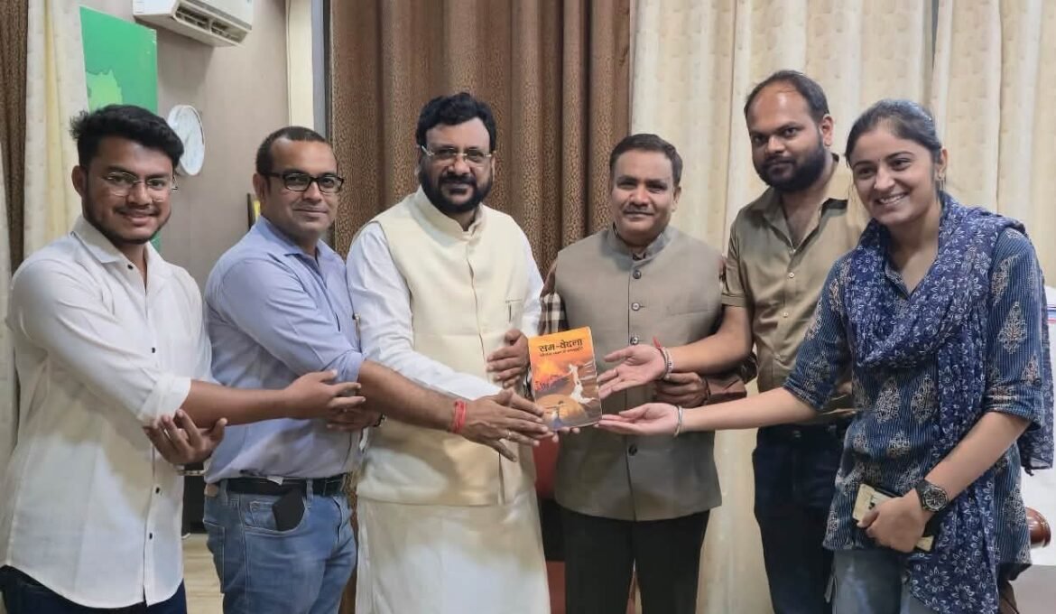 यूसीसी के अनुभव साझा करने छत्तीसगढ़ पहुंचे वक्फ बोर्ड अध्यक्ष शादाब शम्स