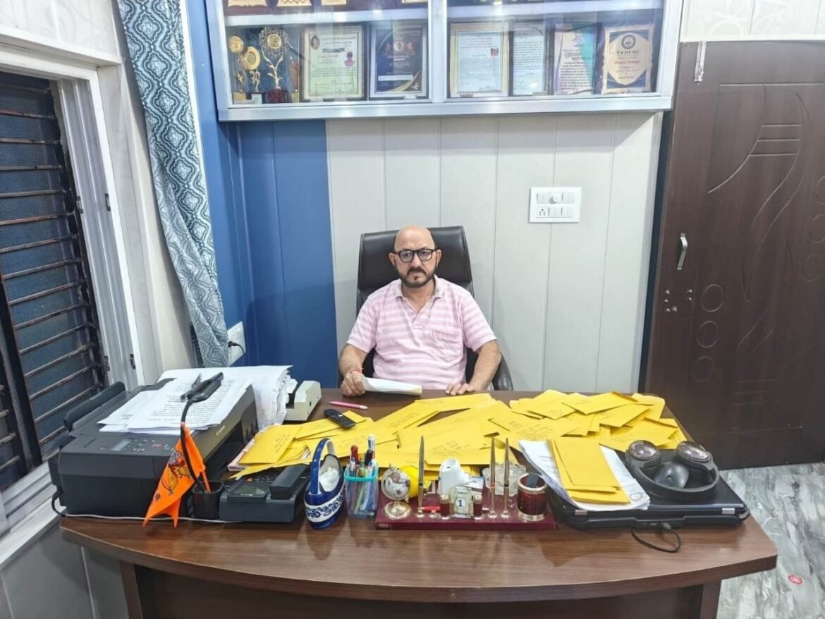 जनसेवा केंद्र के जरिए लोगों की समस्याओं को आवाज दे रहे हेमंत गौनिया, आरटीआई को बनाया न्याय का माध्यम
