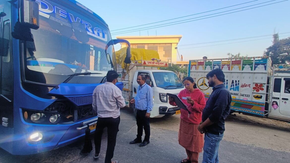हरिद्वार में लग्जरी बसों पर परिवहन विभाग का शिकंजा, 50 से अधिक चालान; 5 बसें सीज