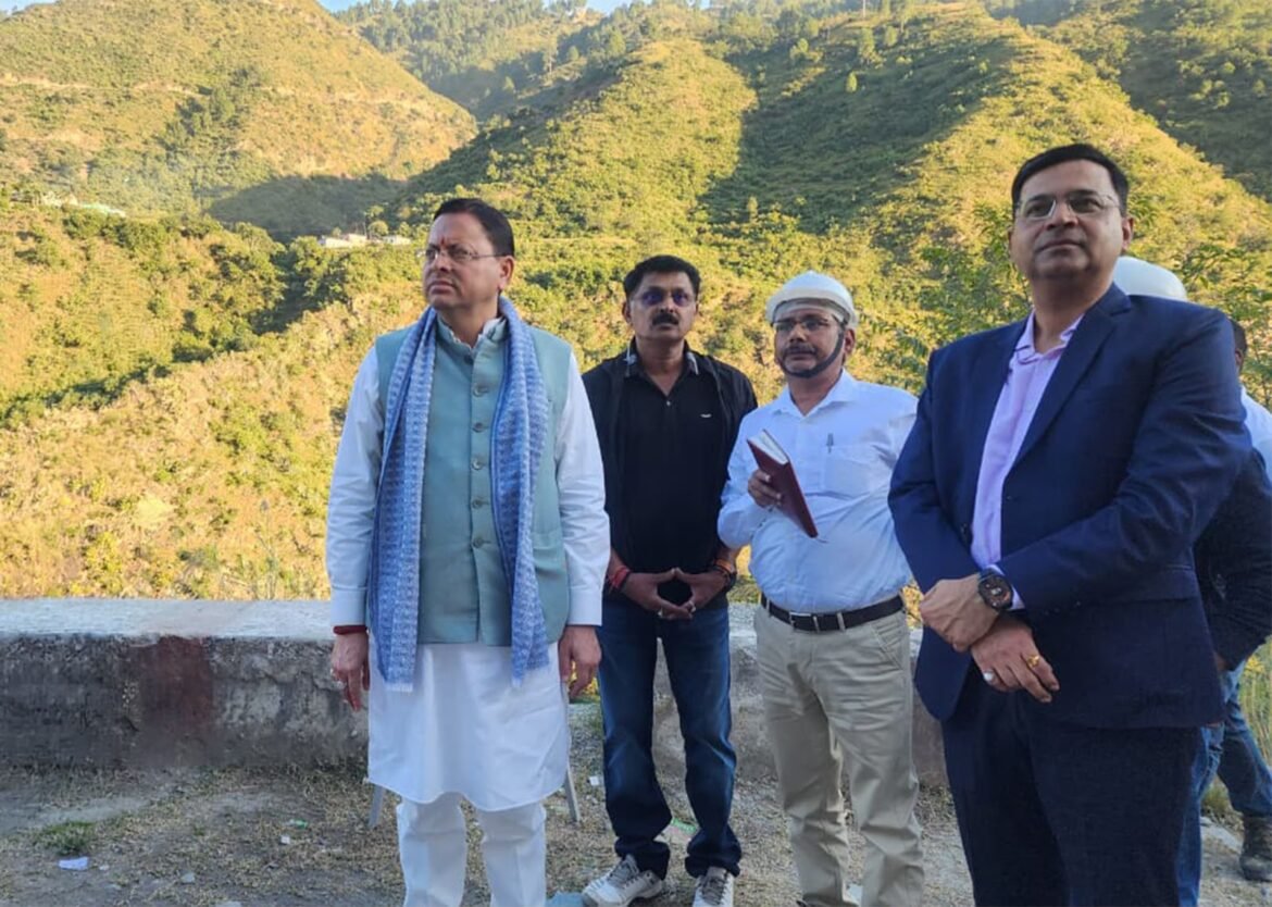 गैरसैंण से देहरादून लौटते समय सीएम धामी ने किया सड़कों का निरीक्षण, अधिकारियों को दिए तत्काल मरम्मत के निर्देश