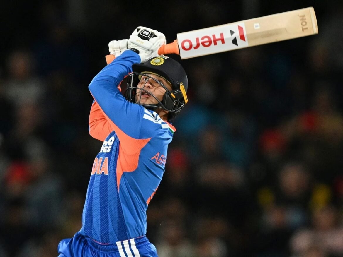 अभिषेक शर्मा ने तोड़ा रोहित शर्मा का वर्ल्ड रिकॉर्ड, T20I पावरप्ले में बने सिक्सर किंग
